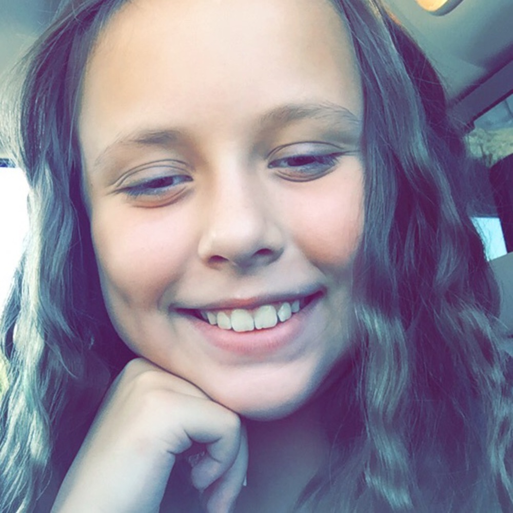 Meet your Posher, Jolie