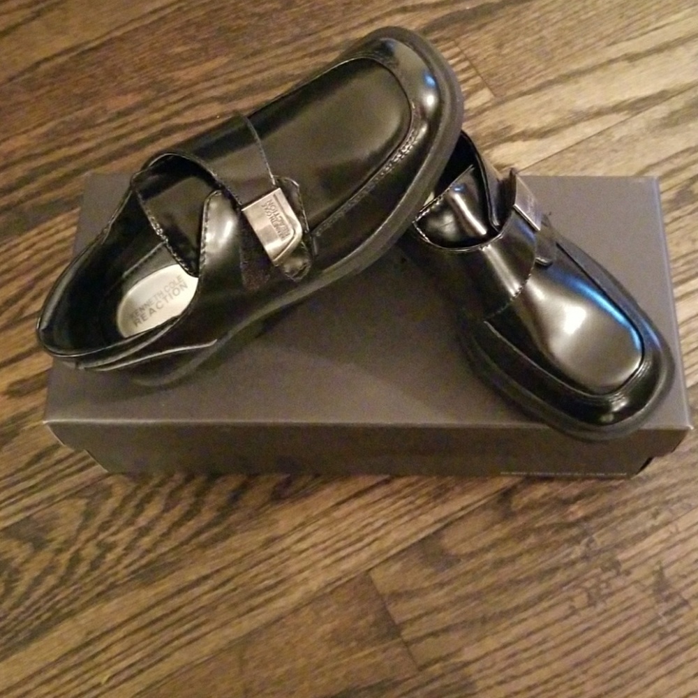 Kenneth Cole - Picture 2 of 5