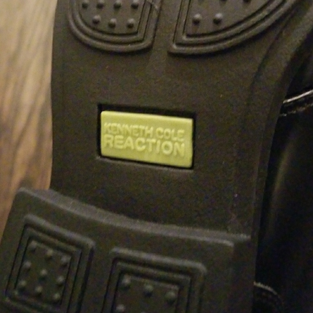 Kenneth Cole - Picture 4 of 5