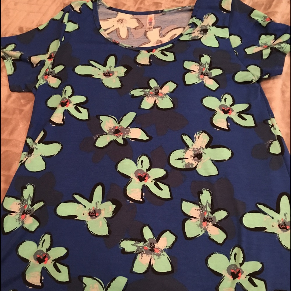 LuLaRoe Classic T -  XL:  Like New!!