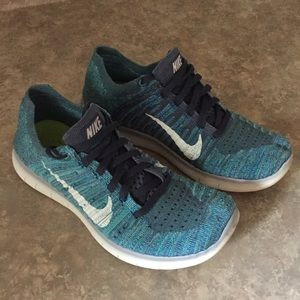 Nike Free RN FlyKnits 6.5