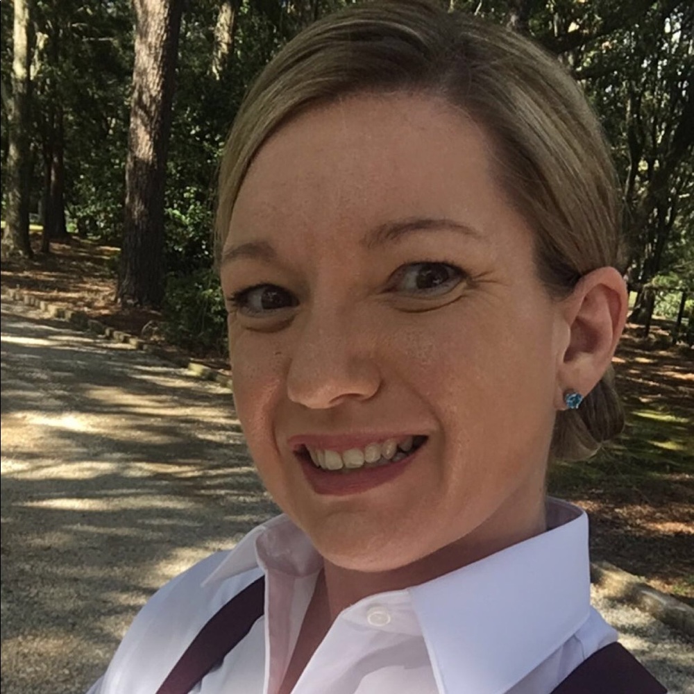 Meet your Posher, Angie