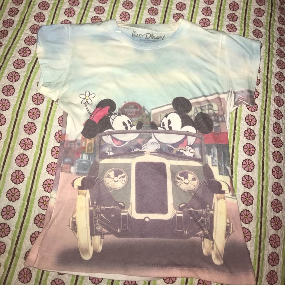 Mickey Minnie Walt Disney tshirt - adorable small