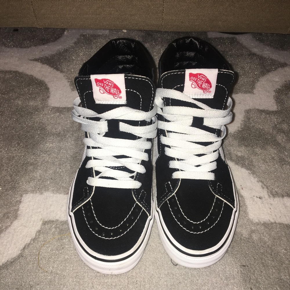 Black and White Vans Sk8-Hi