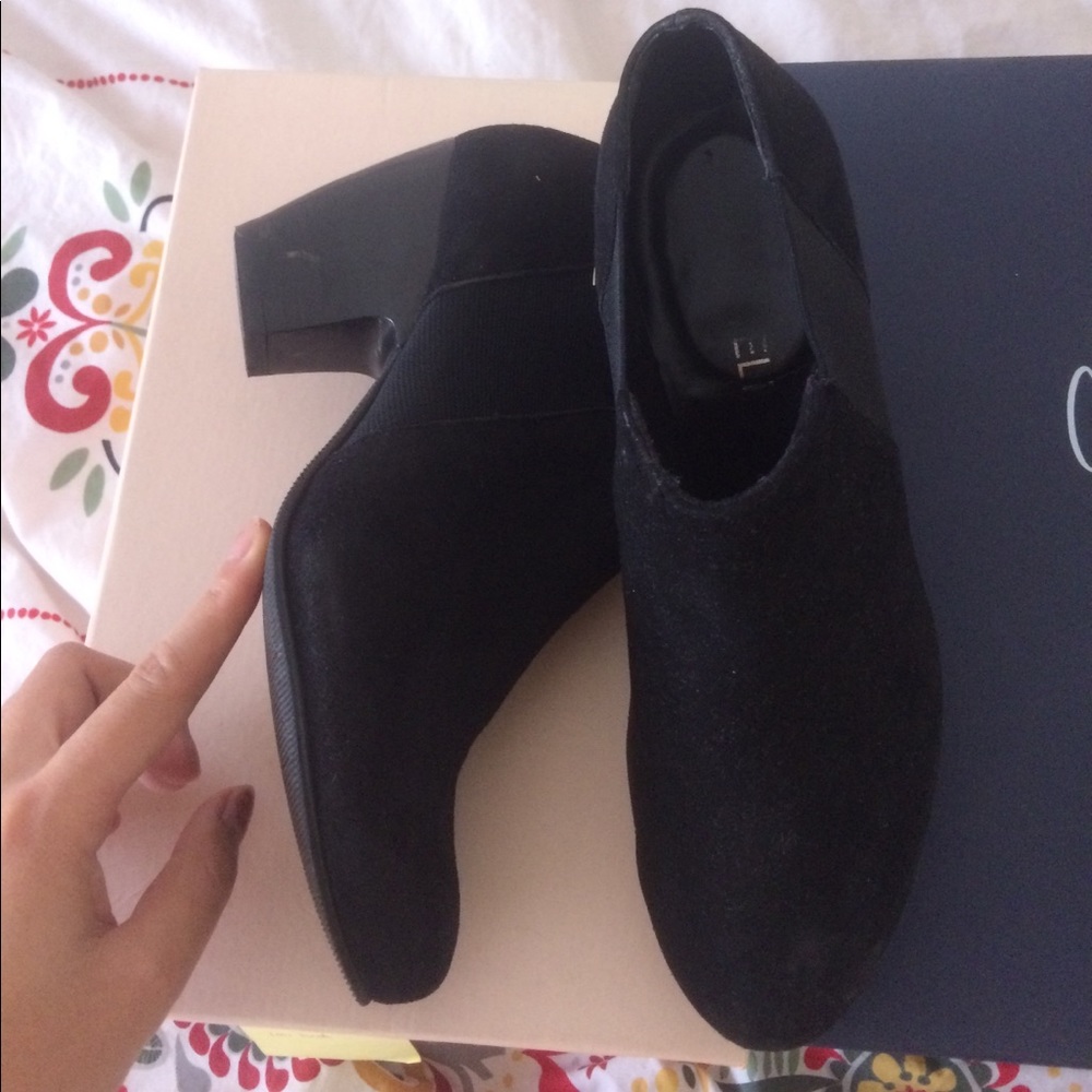 Black suede ankle dress boots fall/winter