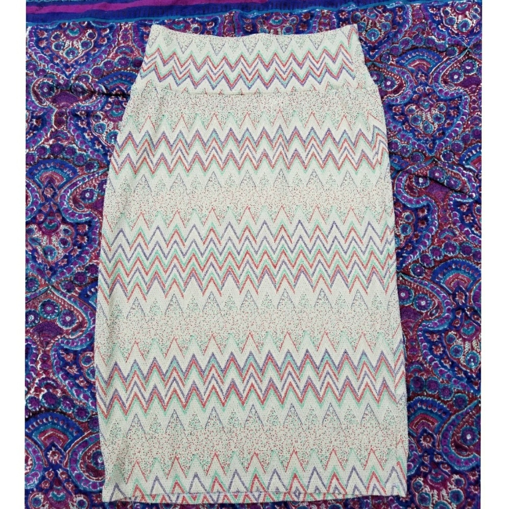 LulaRoe chevron pencil skirt