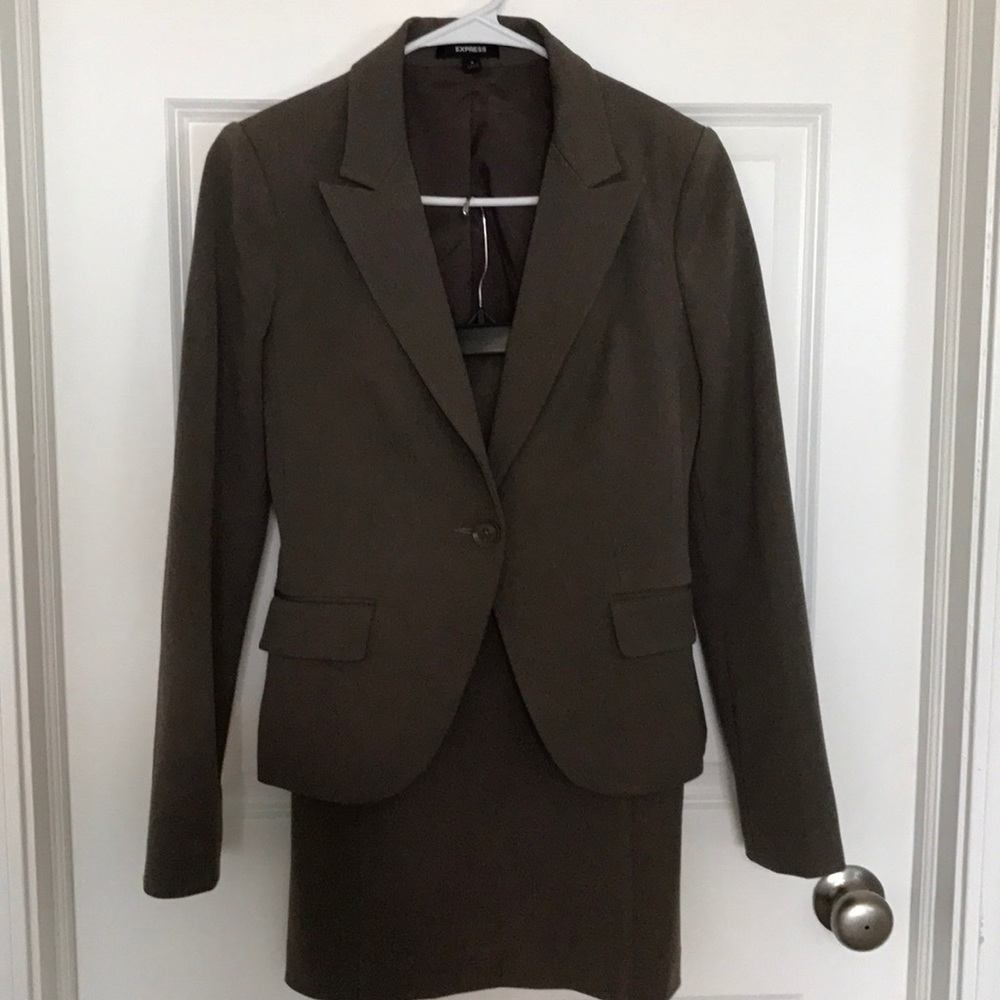 Brown skirt suit