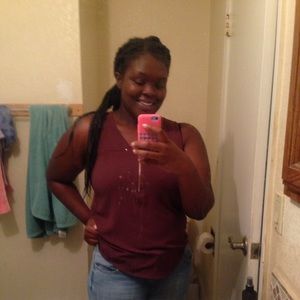 Meet your Posher, Breanna