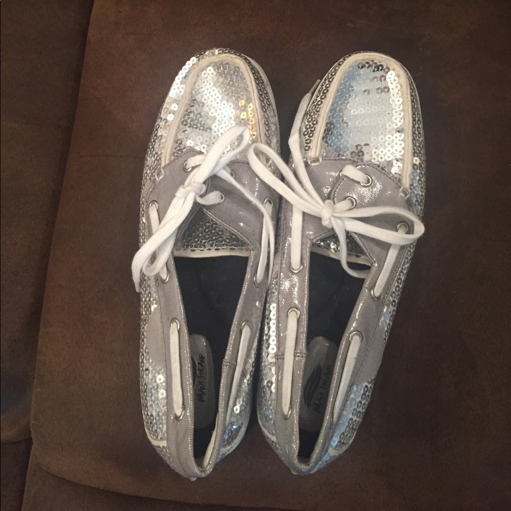 Silver sequin loafers size 9w