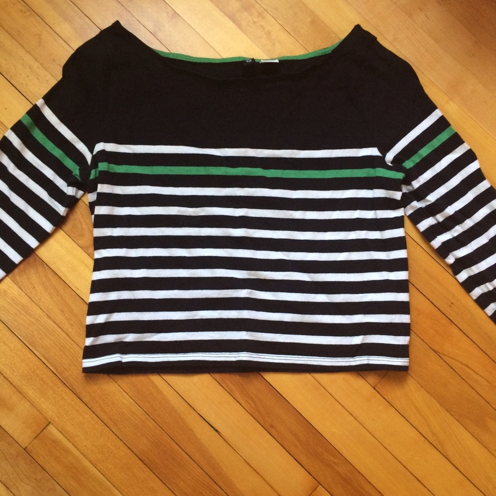 UO crop top