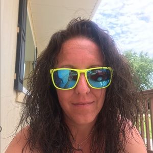 Meet your Posher, Lacey