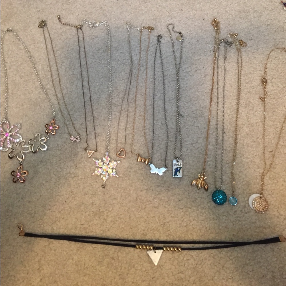 Necklace and earring bundle