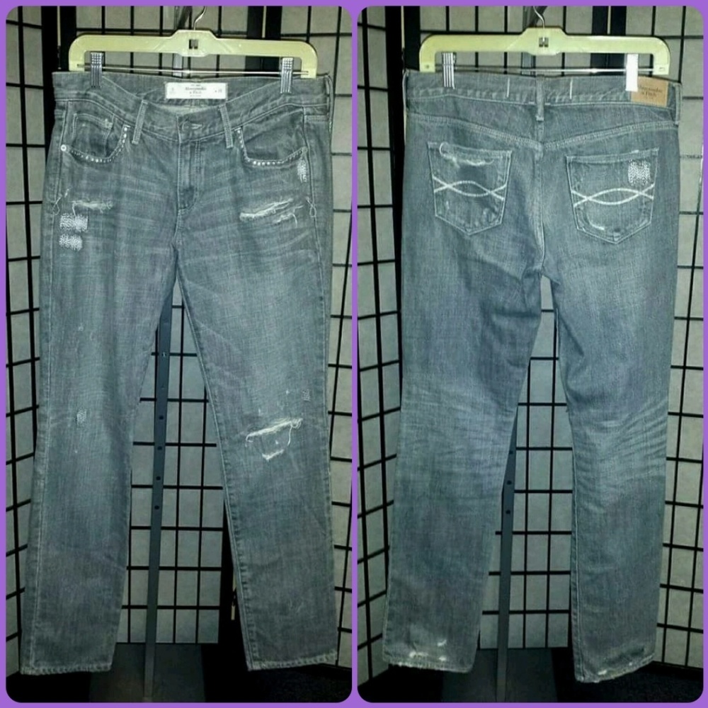 🔮 ABERCROMBIE FITCH DECONSTRUCTED METALSTUD JEANS