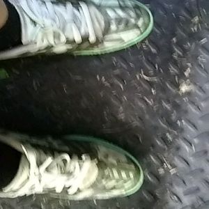 Meet your Posher, Ethan