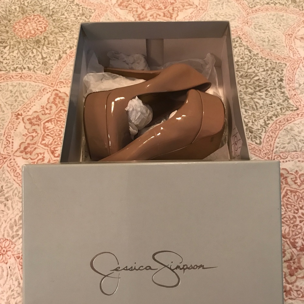Jessica Simpson Nude Platform Heels