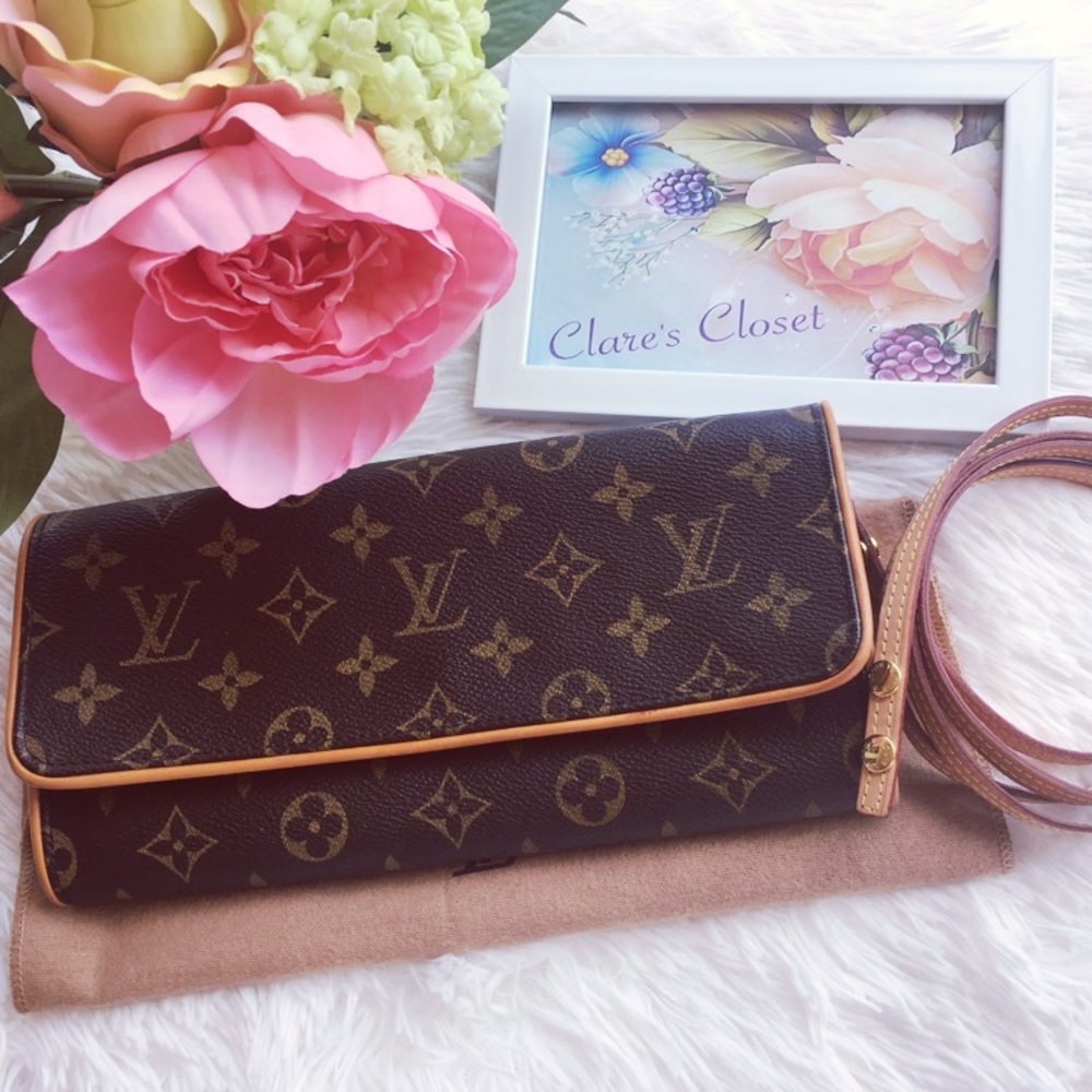 ❗️SoldinFN❗️Louis Vuitton Twin Pochette GM
