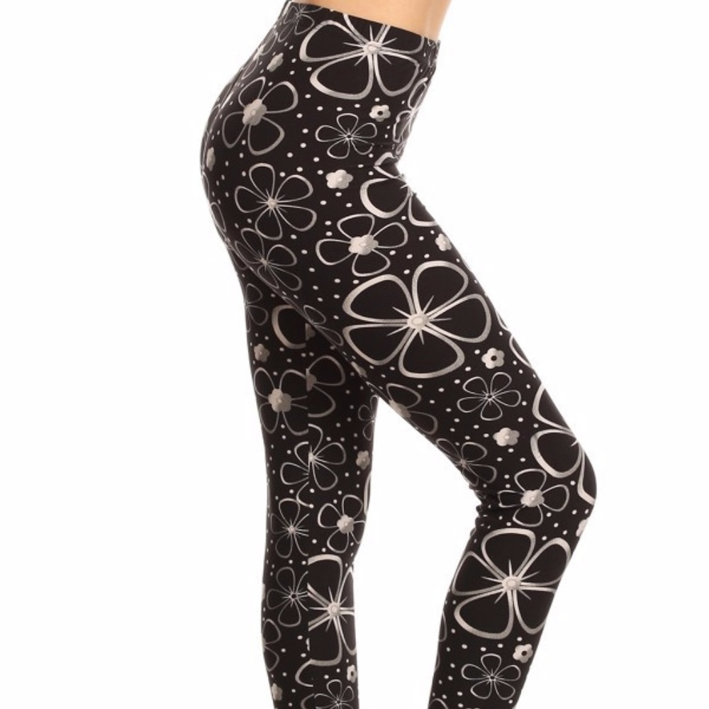Plus Sized Multi Colored Printed Knit Leggings