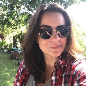 Meet your Posher, Ana