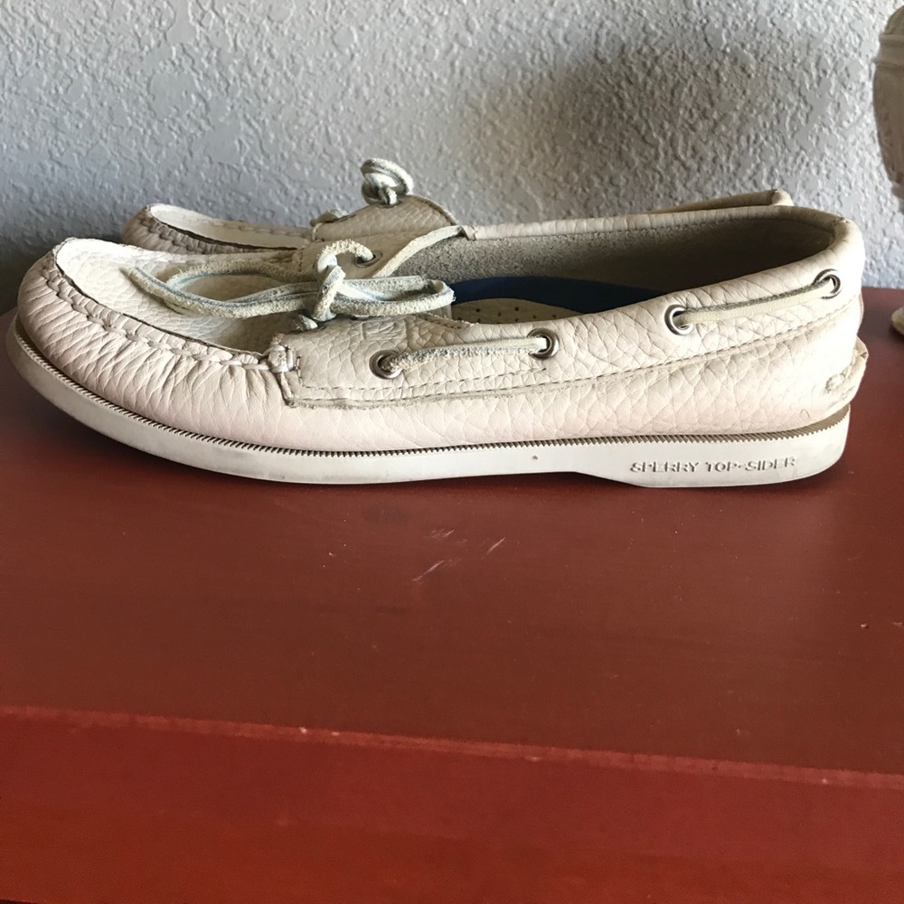 Sperry boat shoes