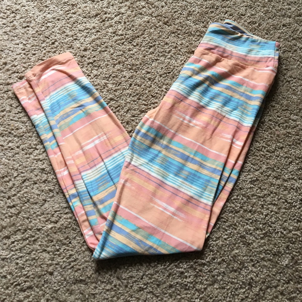 EUC lularoe OS leggings