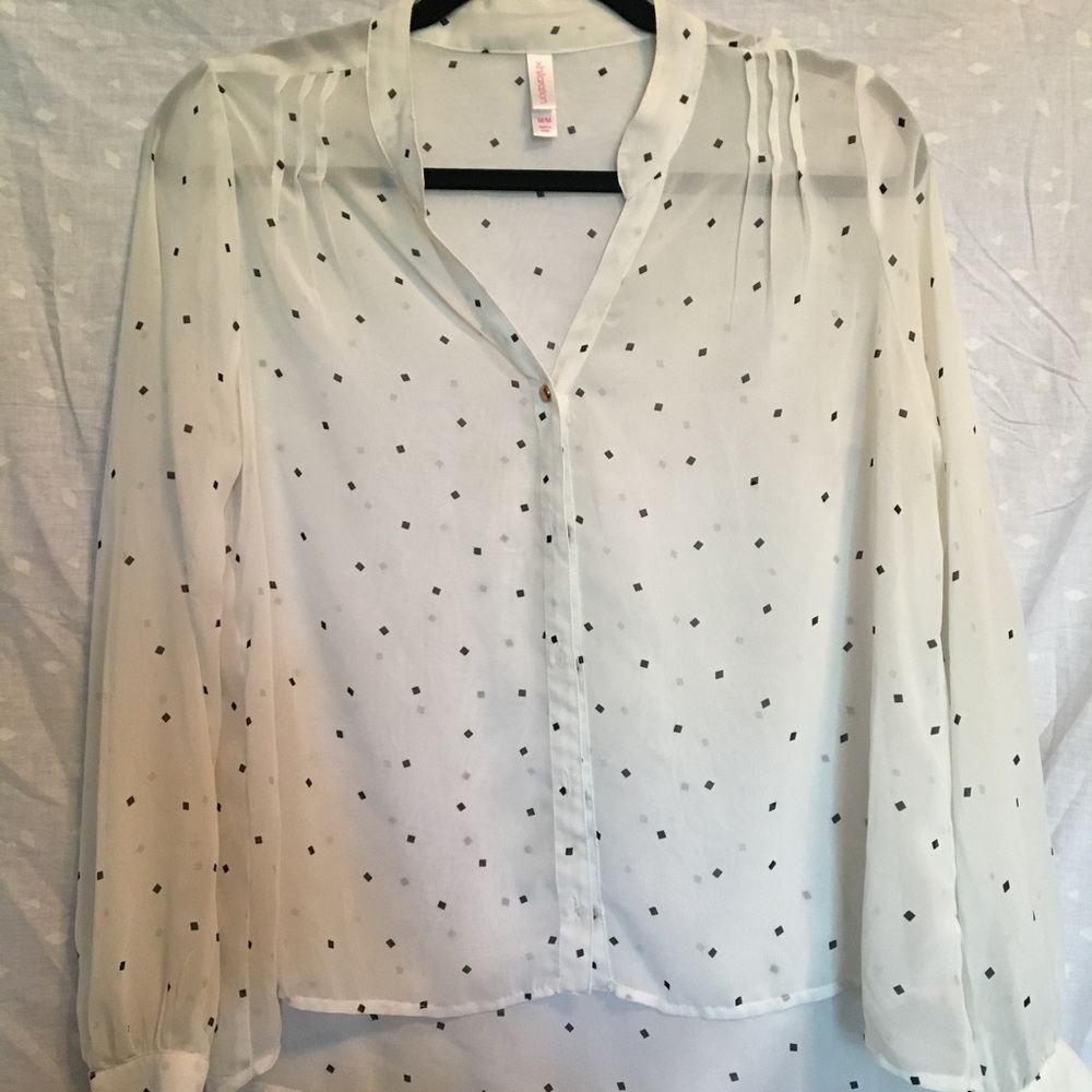 CHIFFON BUTTON UP BLOUSE