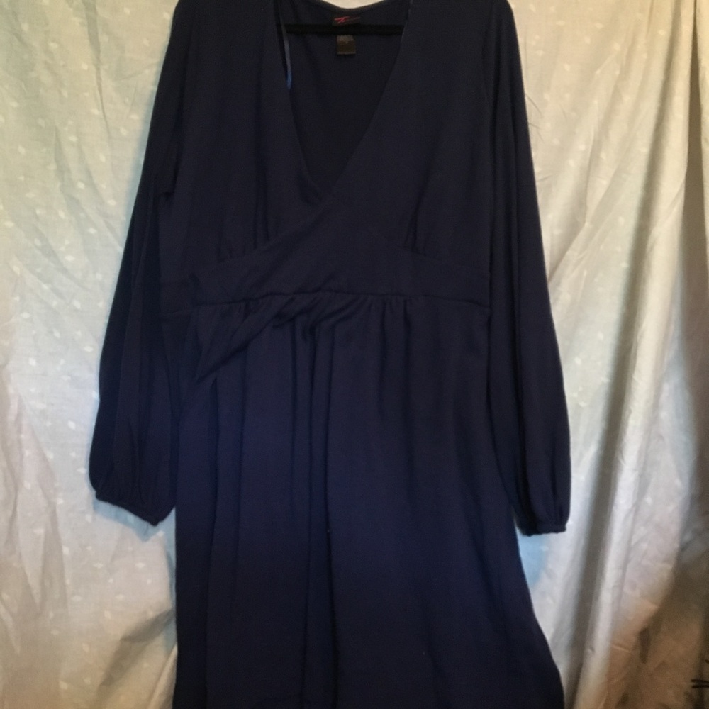 LONG SLEEVE TORRID DRESS