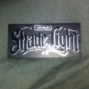 (Price firm) Shade & Light Contour palette