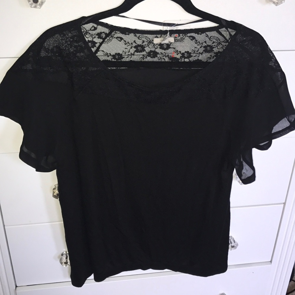 Black Urban Outfitters laced tee
