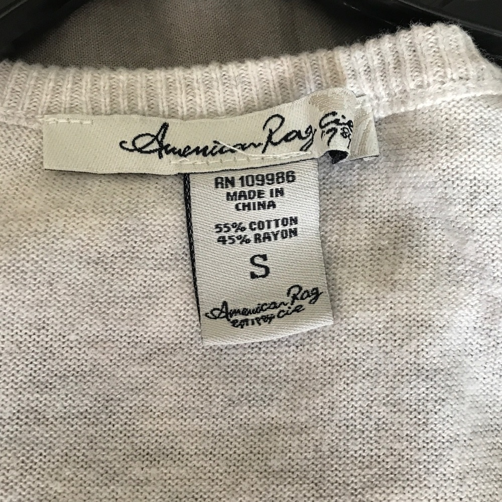 Cardigan - Picture 2 of 2