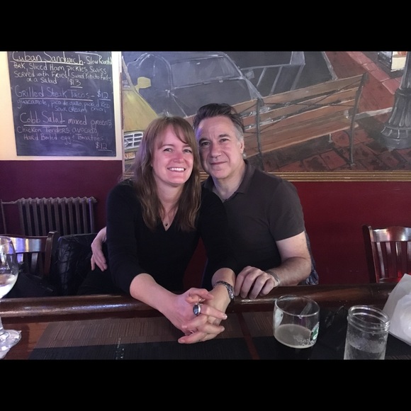 Meet your Posher, Stephanie - Picture 4 of 4