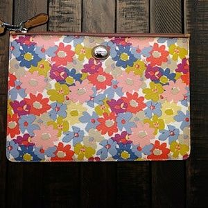 Coach Tech Pouch Peyton Floral