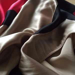 Great quality silk sleeveless Beige dress