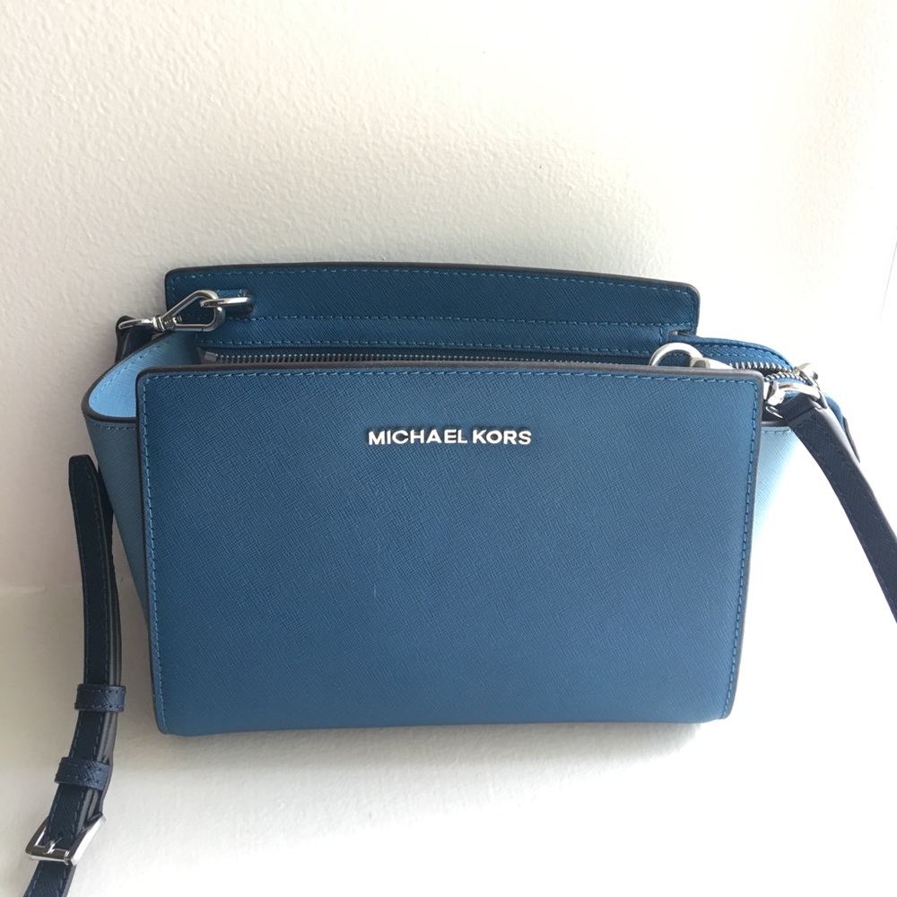 Michael Kors blue cross body