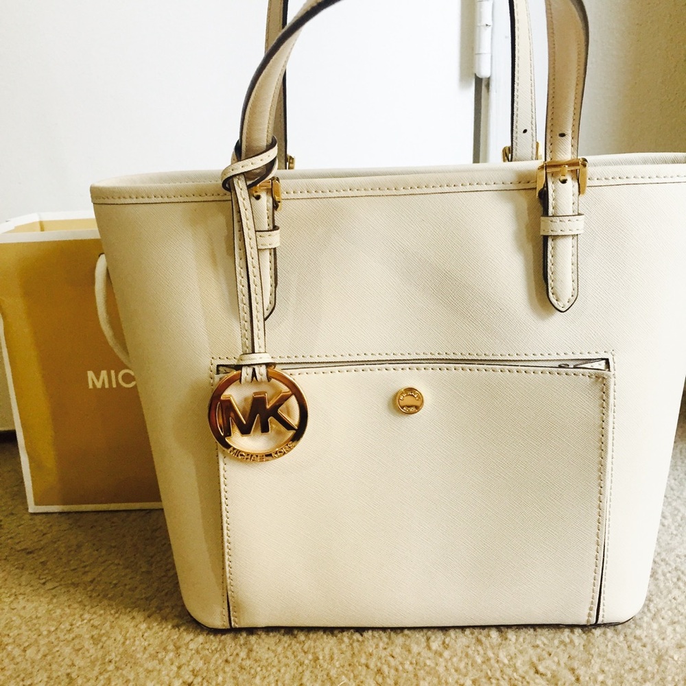 🚫SOLD🚫 Michael Kors Medium Jet Set Tote