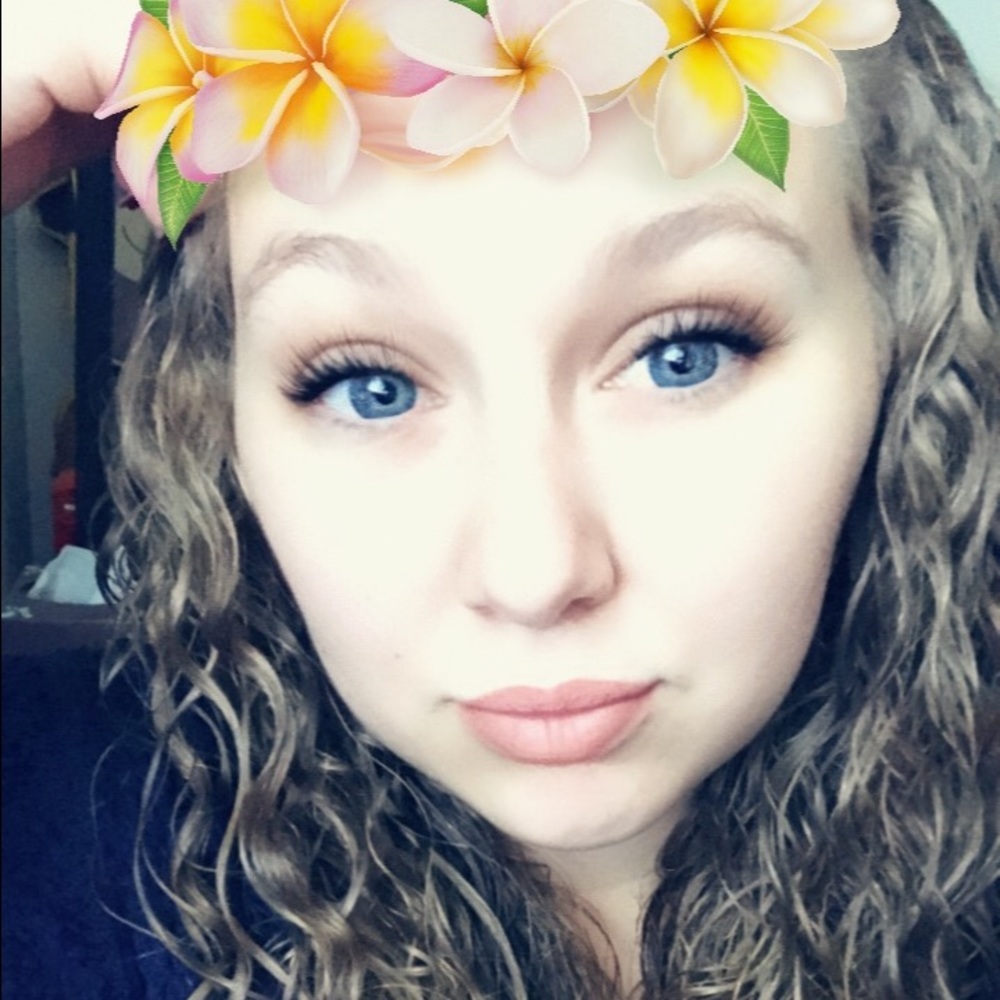 Meet your Posher, Jennine