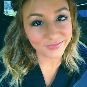 Meet your Posher, Jenna