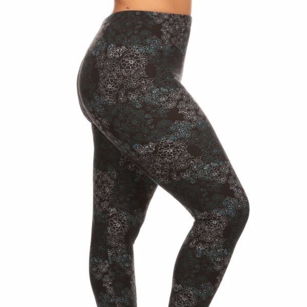 NEW! Plus Sized Multi Print Full Length Leggings
