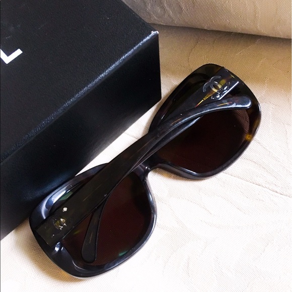 Chanel Sunglasses!! main image 4