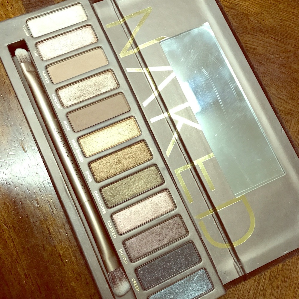 Urban decay eyeshadow palette