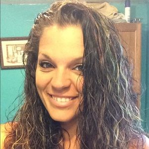 Meet your Posher, Cortney