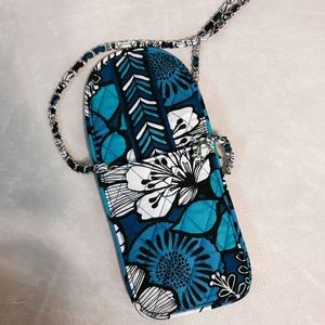 vera bradley cell phone crossbody blue bayou NWT