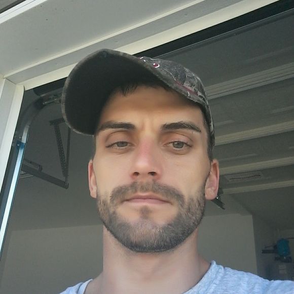 Meet your Posher, Bobby - Picture 1 of 1