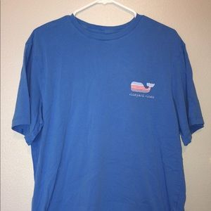 Vineyard Vines men's tshirt