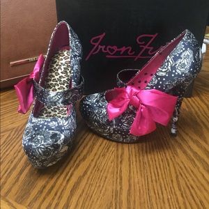 Skull-flower Stiletto platforms