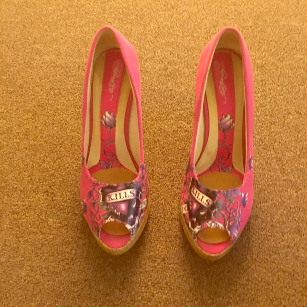 Pink ed hardey brand open-toed wedges
