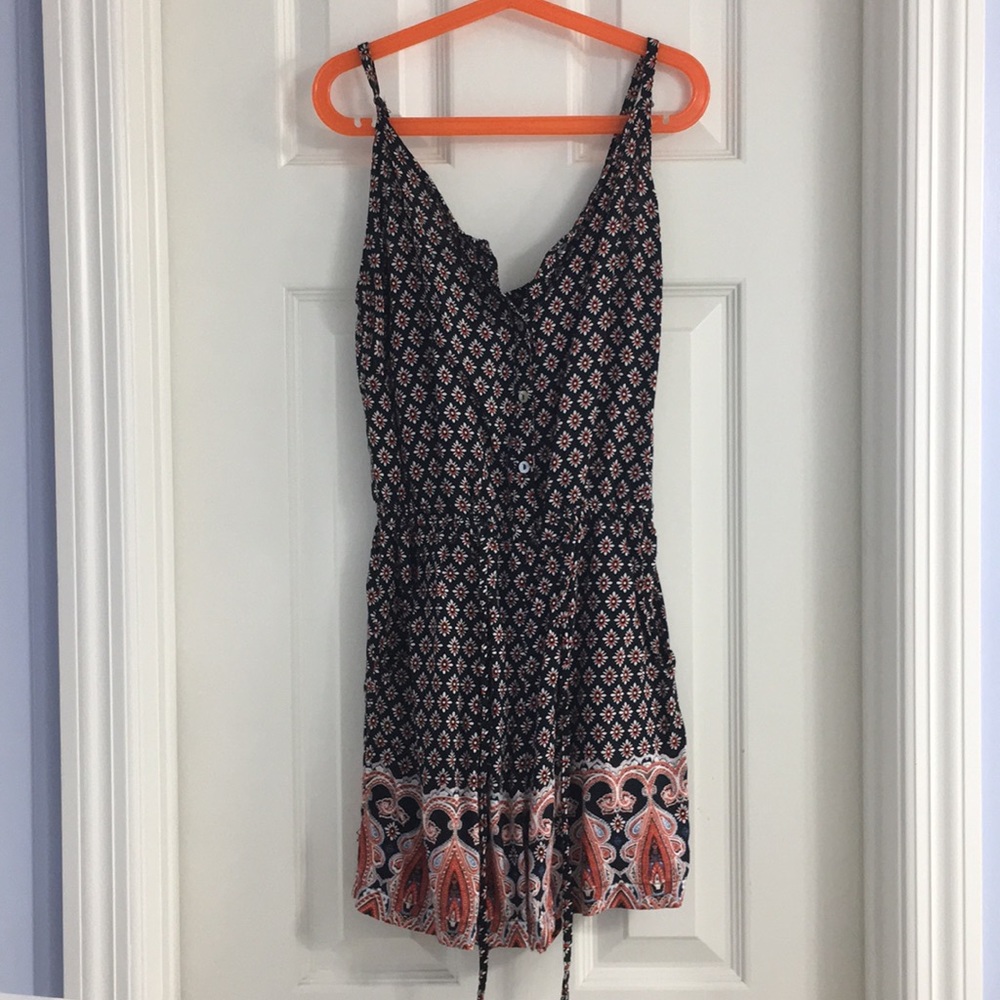 Patterned romper, size XS