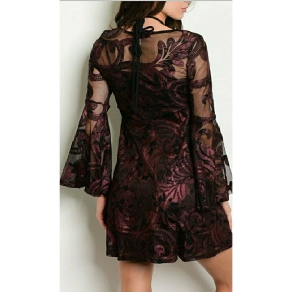 🔵SOLD - NWT | Maroon Bell-Sleeve Skater Dress (S) - Picture 3 of 8