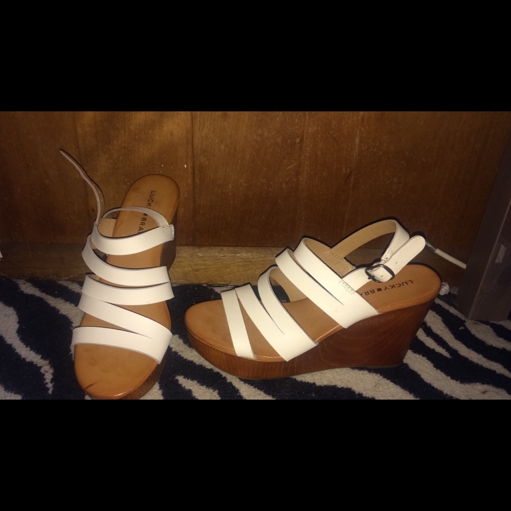 Lucky brand wedges size 7 1/2