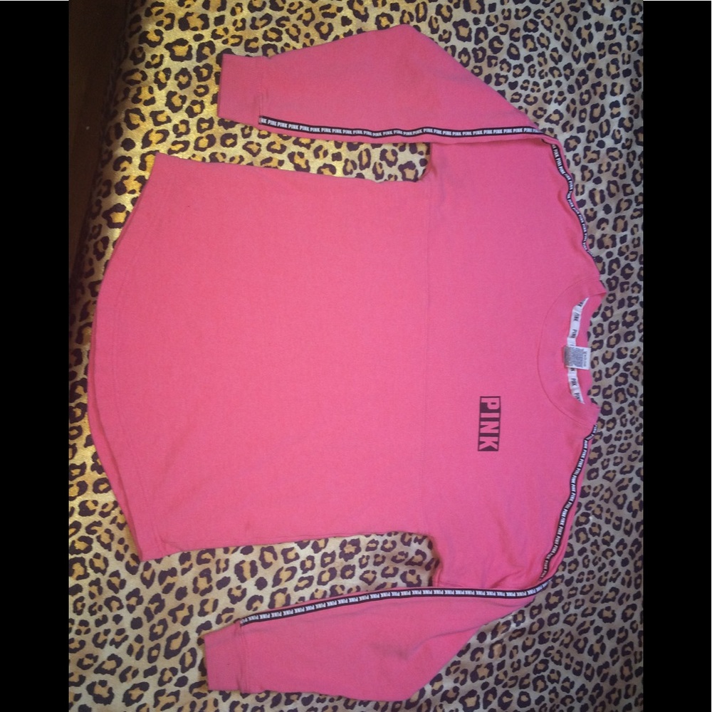 Victoria's Secret Love Pink sweatshirtON HOLD