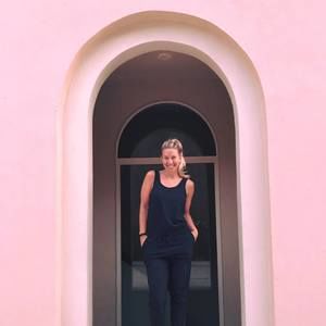 Meet your Posher, Danielle